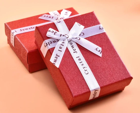 Compact premium gift box